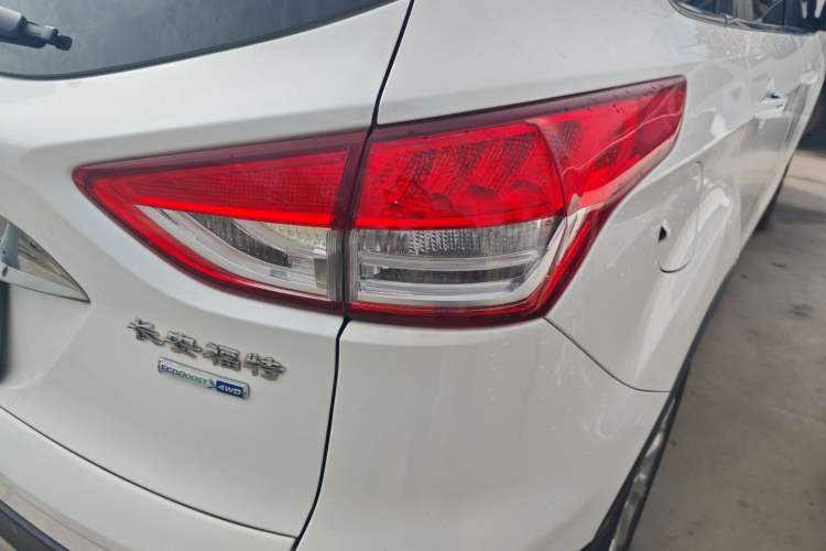 Used Ford Kuga 2013 2.0L GTDi Four-Wheel Drive Premium Model
