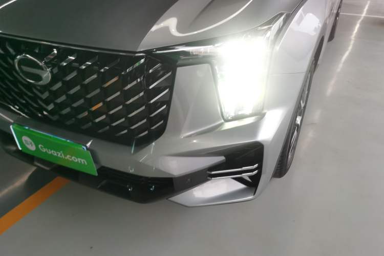 Used GAC Trumpchi GS8 2022 Linghang Series 2.0 TGDI Two-Wheel Drive Luxury Smart Connectivity Version (6 Seats)
