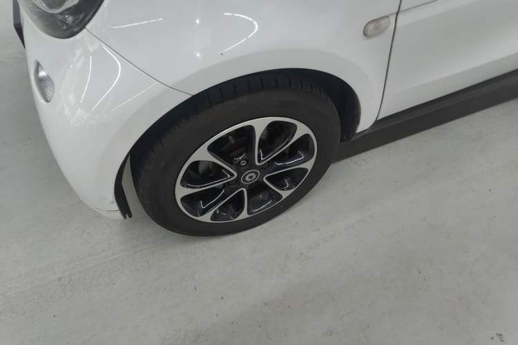 Used  fortwo 2015 1.0L 52 kW Hardtop Passion Edition
