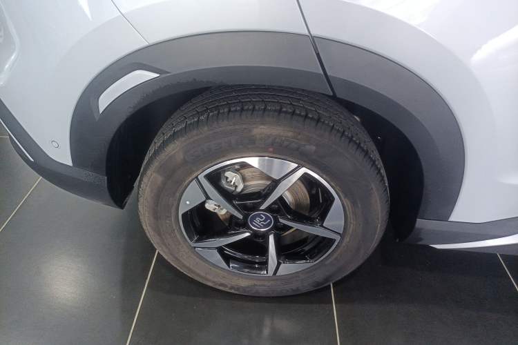 Used BYD Yuan UP 2025 Intelligent Driving Version 401 km Beyond-Range Edition
