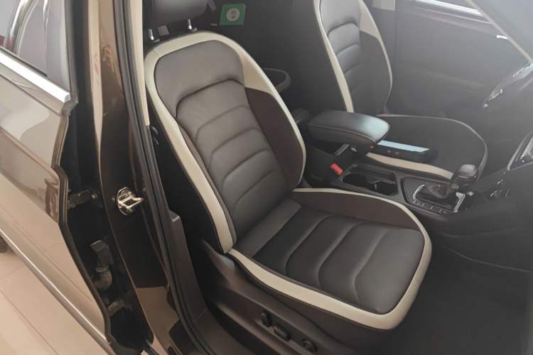 Used Volkswagen Tiguan L 2018 330TSI Automatic Two-Wheel Drive Luxury Edition
