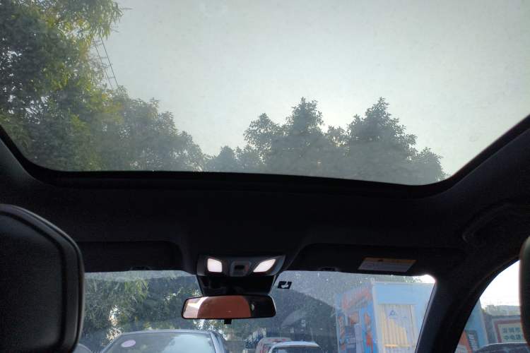 Used Changan UNI-V 2022 1.5T Prestige Version