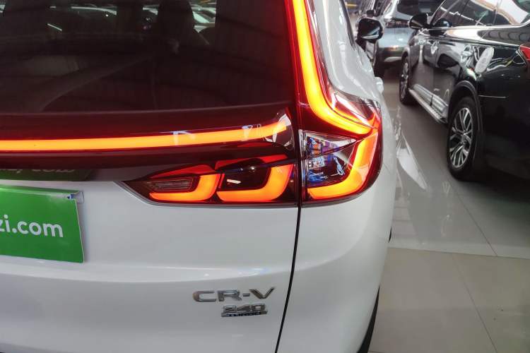 Used Honda CR-V 2023 240TURBO Two-Wheel Drive Deluxe Edition 7 Seats