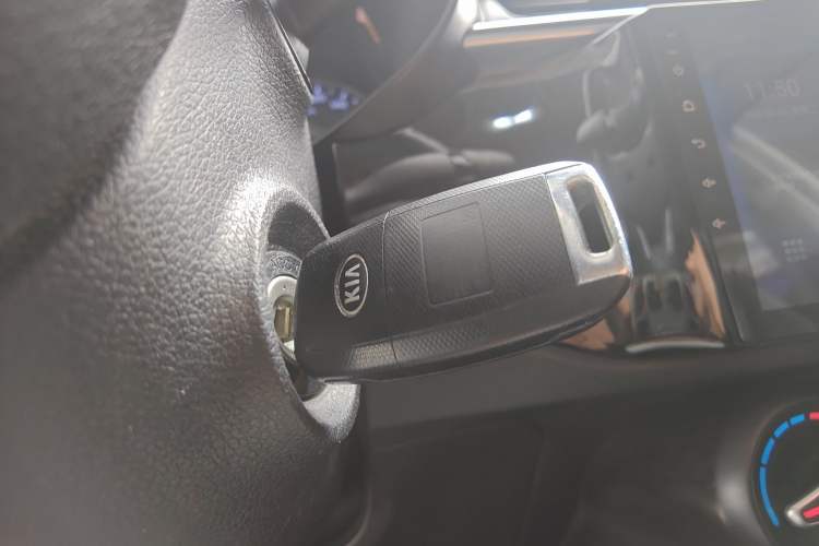 Used Kia K2 2017 Sedan 1.4L Manual Transmission 15th Anniversary Special Edition GLS