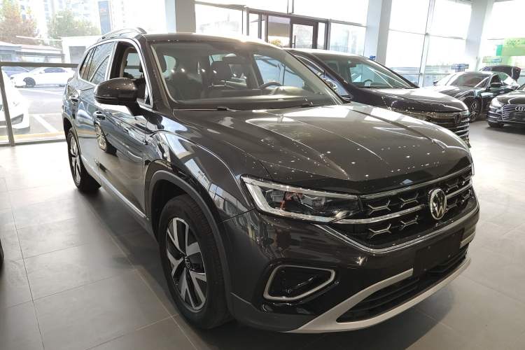 Used Volkswagen Tayron 2024 330TSI Two-Wheel Drive Luxury Plus Advanced Version
