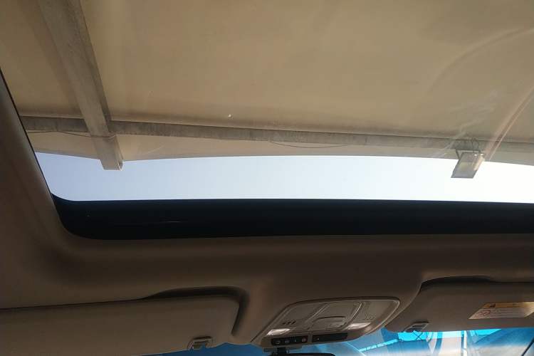 Used Buick GL8 2022 ES Landtrek 653T Comfort Edition
