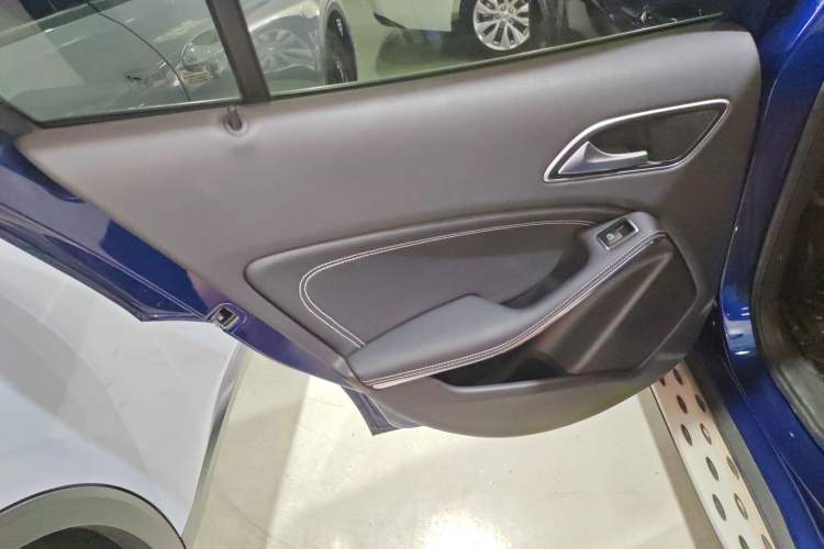 Used Mercedes-Benz GLA 2017 GLA 200 Fashion Model
