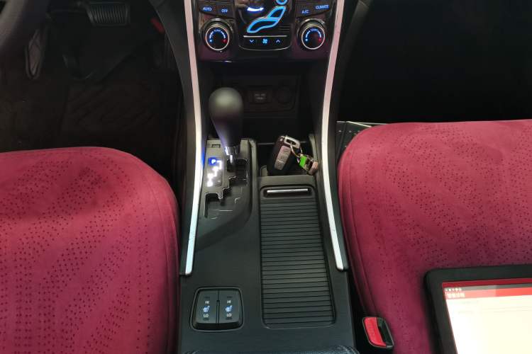 Used Hyundai Sonata 2015 Classic 2.4L Automatic Leading Edition China IV Standard
