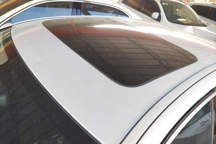 Used BMW 5 Series 2014 525Li Luxury Design Package