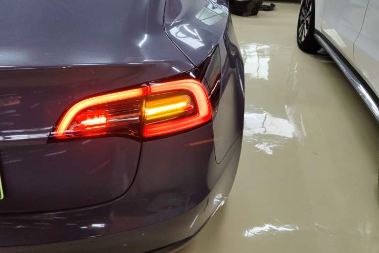 Used Tesla Model 3 2021 Standard Range Rear-Drive Upgraded Version
