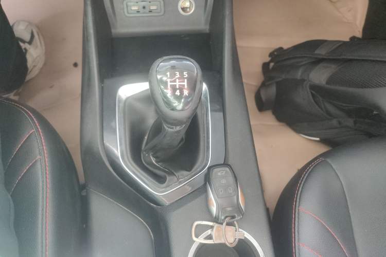 Used Soueast DX3 2018 1.5L Manual Luxury Model
