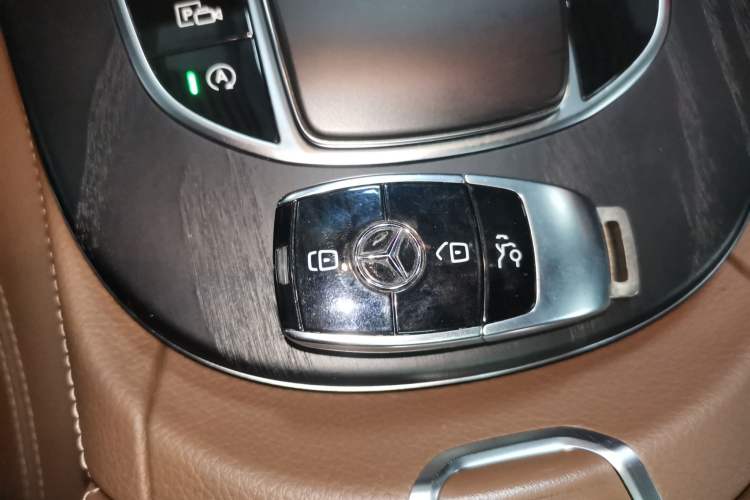 Used Mercedes-Benz E-Class 2021 Restyled E 300 L Sport Luxury Edition
