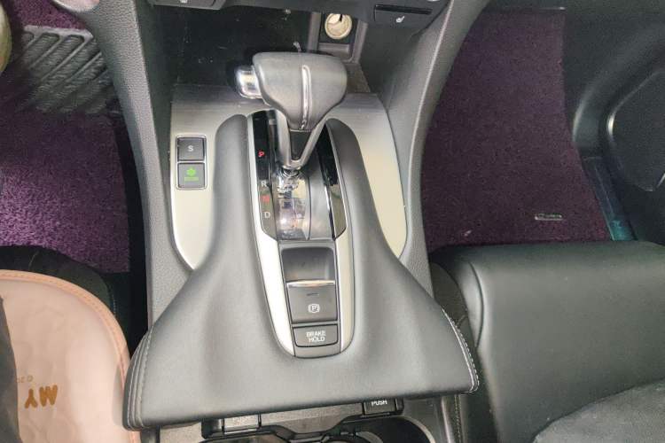 Used Honda Avancier 2017 240TURBO Two-Wheel Drive Premium Edition
