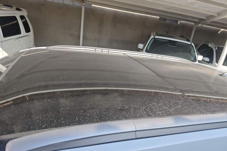 Used Hyundai ix25 2015 1.6L Automatic Two-Wheel-Drive Deluxe DLX Model
