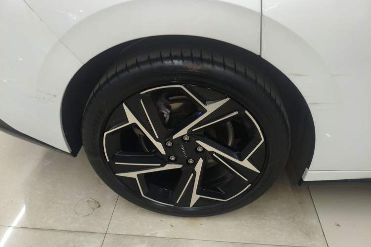 Used Lynk & Co 07 2024 EM-P 126 Long-Range Ultra