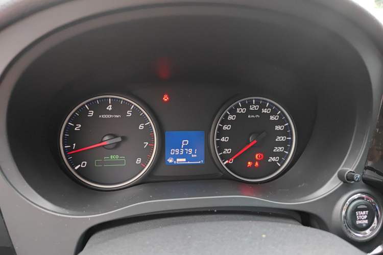 Used Mitsubishi Outlander 2018 2.0L Two-Wheel Drive Glory Edition 5 Seats