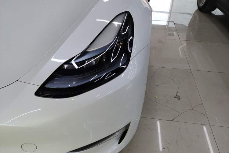 Used Tesla Model Y 2024 Long-Range All-Wheel-Drive Version