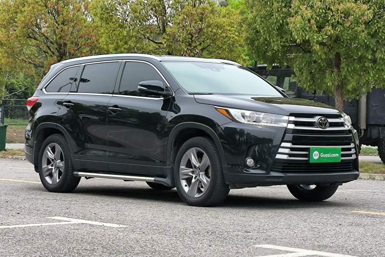 Used Toyota Highlander 2018 2.0T Four-Wheel Drive Luxury Edition 7 Seats China V Emission Standard
