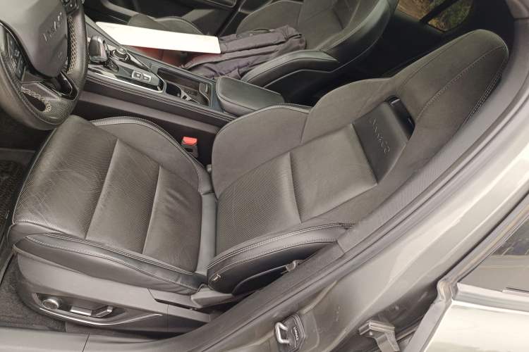 Used Lynk & Co 03 2022 1.5TD DCT JingPro