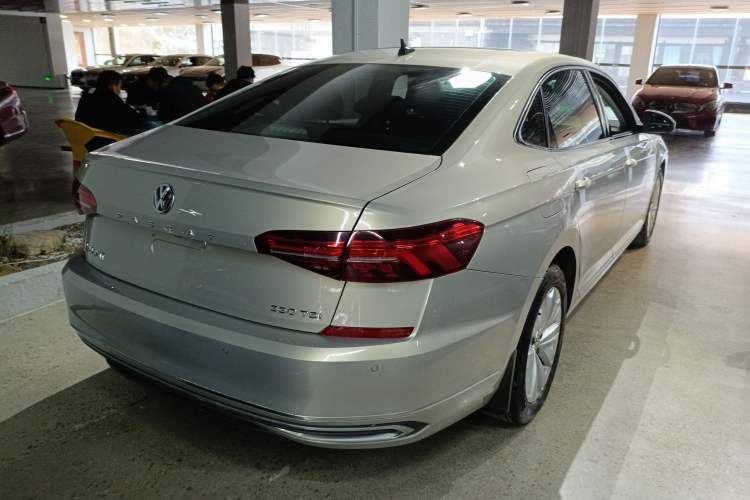 Used Volkswagen Passat 2020 330TSI Elite Edition China VI
