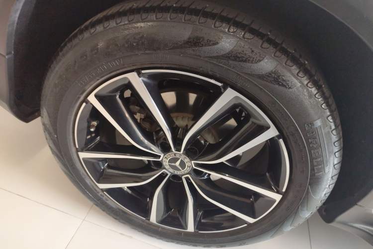 Used Mercedes-Benz GLC 2020 Facelift GLC 300 L 4MATIC Dynamic Edition