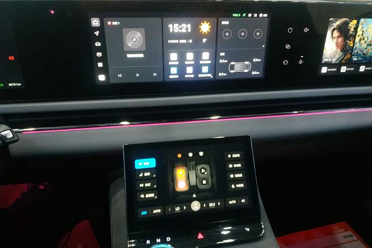 Used VOYAH PASSION 2024 PHEV Four-Wheel Drive Ultra-Long Range Flagship Model
