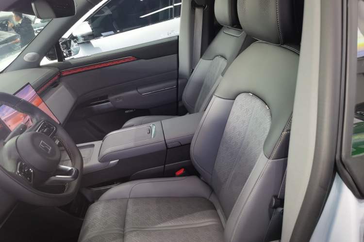 Used Zeekr 7X 2025 100kWh Long-Range All-Wheel Drive Intelligent Driving Version
