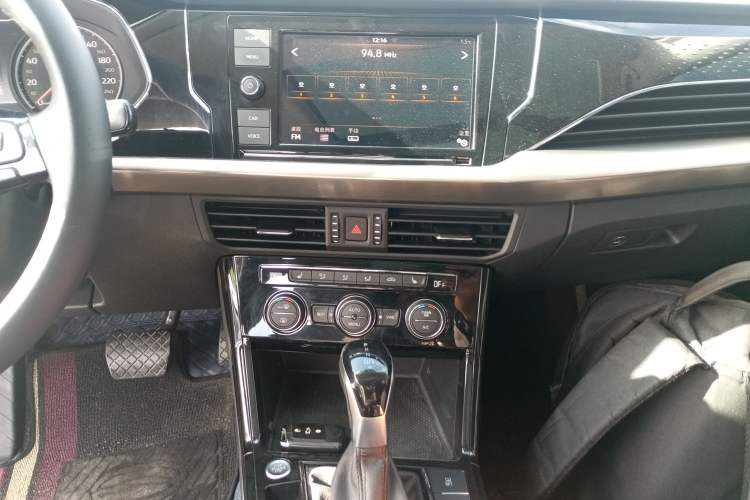 Used Volkswagen Passat 2019 330TSI Elite Edition China VI
