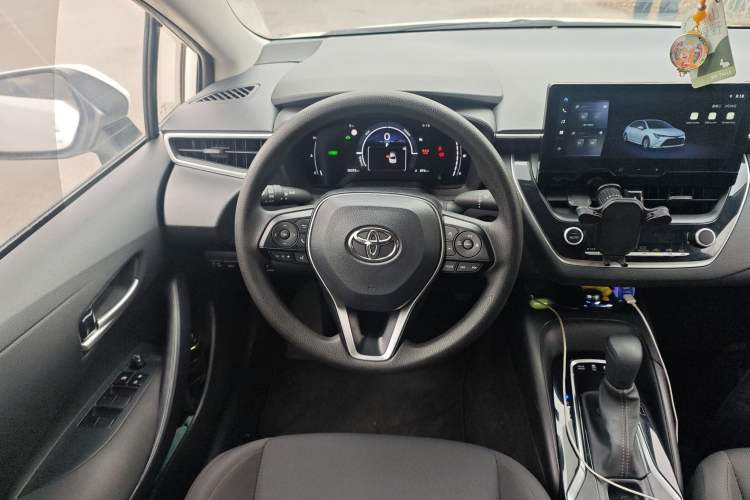 Used Toyota Levin 2024 Smart Electric Hybrid Dual-Engine 1.8L Leading Edition