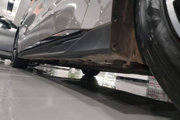 Used BYD Han 2025 DM-i Intelligent Driving Edition 125KM LiDAR Flagship Model
