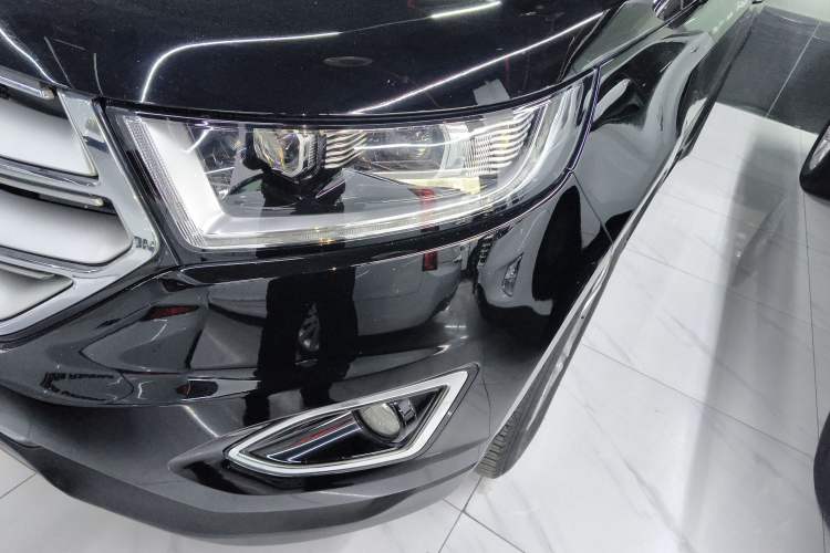 Used Ford Edge 2018 EcoBoost 245 Two-Wheel-Drive Titanium 7-Seater China V Standard
