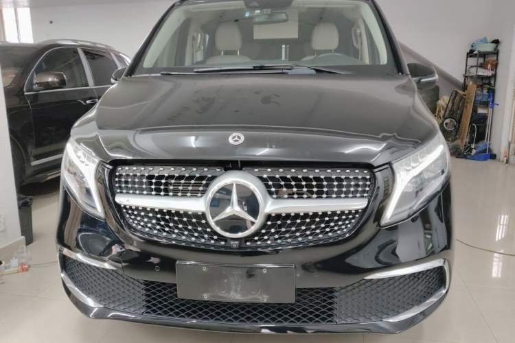 Used Mercedes-Benz V-Class 2021 V 260 Prestige Edition