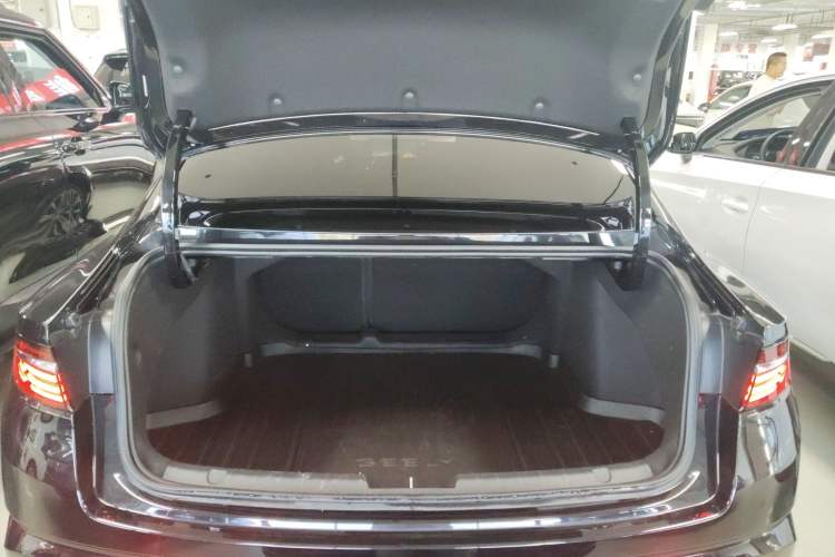 Used Geely Auto Preface 2025 Dongfang Yao 2.0TD Moonlight Edition
