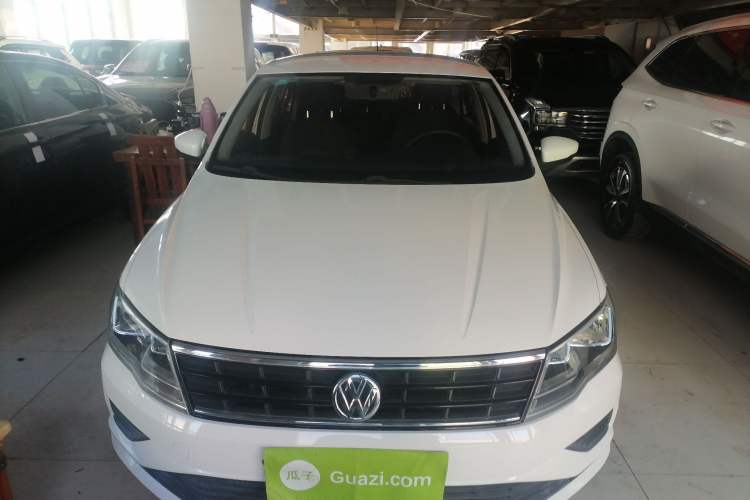 Used Volkswagen Jetta 2017 1.5L Manual Fashion Edition
