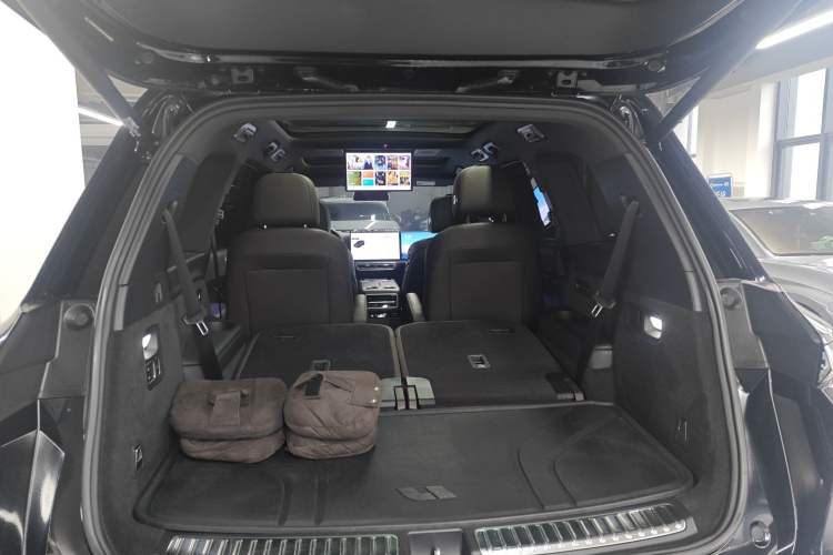 Used Li Auto L9 2023 Pro Model
