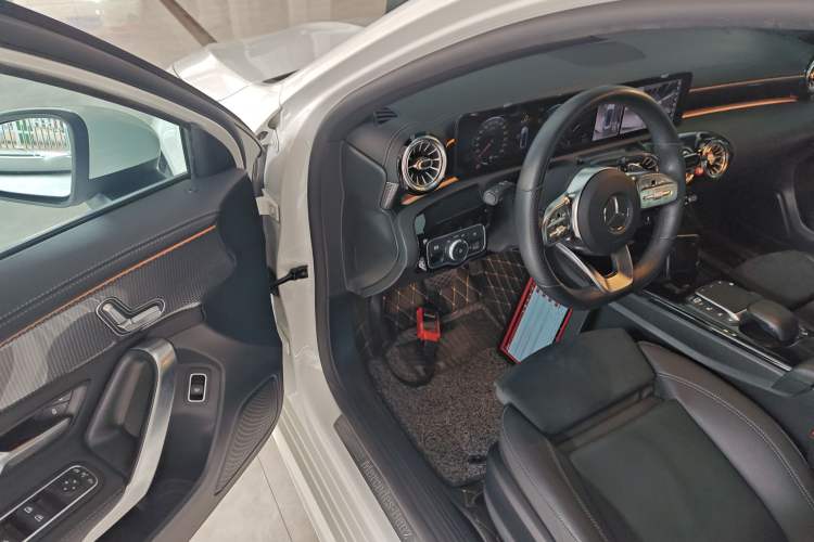 Used Mercedes-Benz A-Class 2021 A 200 L Sport Sedan Fashion Model