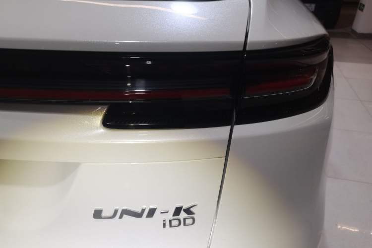 Used Changan UNI-K iDD 2022 Blue Whale iDD 130km 1.5T Prestige Model
