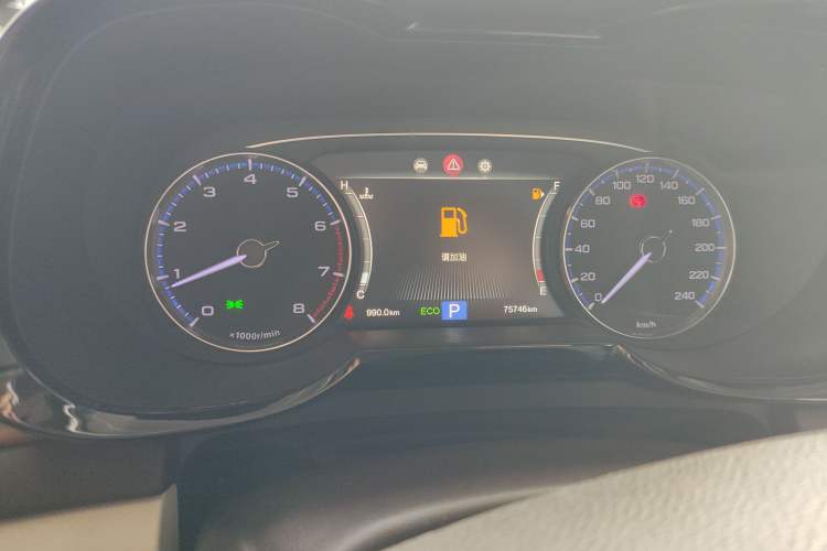 Used GAC Trumpchi GS8 2017 320T Two-Wheel Drive Luxury Smart Connectivity Version (7 Seats)
