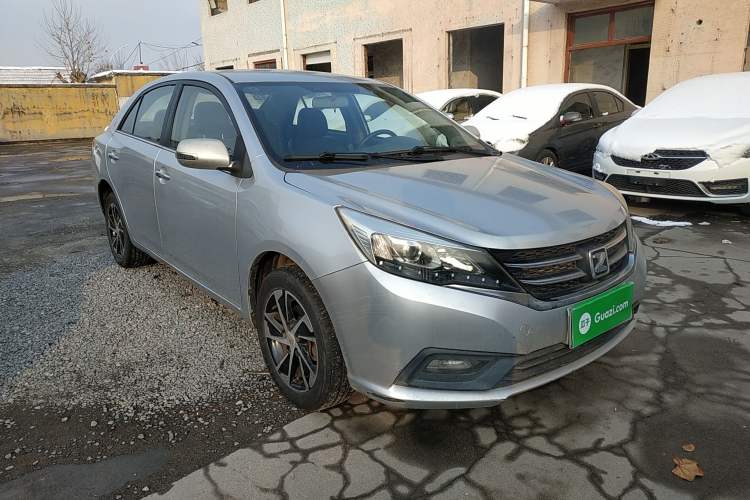 Used Zotye Z300 2014 New Vision 1.5L Manual Luxury Model
