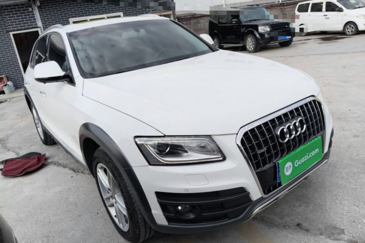 Used Audi Q5 2017 Plus 40 TFSI Technology Model
