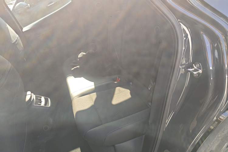 Used Volkswagen ID.UNYX 2024 Pro Long-Range Version