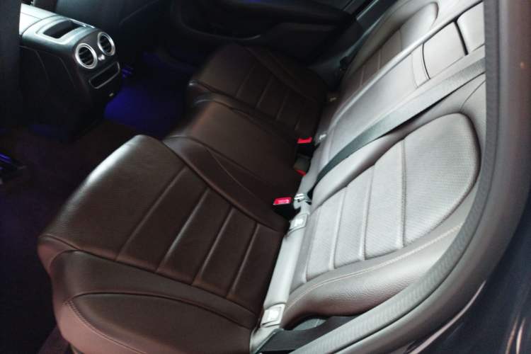 Used Mercedes-Benz GLC 2020 GLC 260 L 4MATIC Luxury Model
