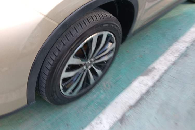 Used GAC Trumpchi GS4 2017 235T Automatic Two-Wheel Drive Luxury Smart Connectivity Version
