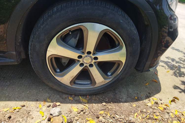 Used Mercedes-Benz GLC 2017 GLC 260 4MATIC Luxury Model