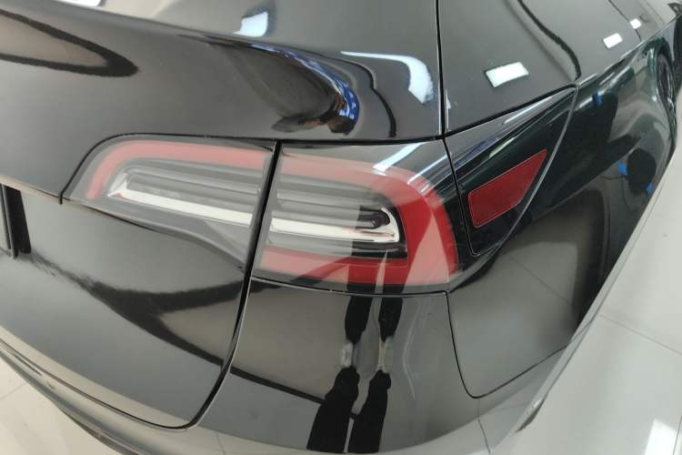 Used Tesla Model Y 2021 Standard Range Rear-Wheel Drive Version