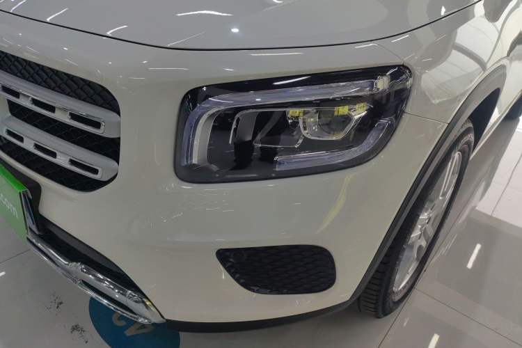 Used Mercedes-Benz GLB 2023 Refreshed GLB 200 Dynamic Edition