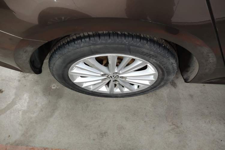 Used Volkswagen Gran Lavida 2013 1.4 TSI Automatic Comfort Model