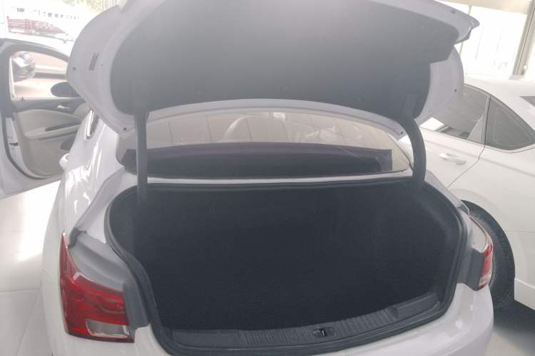 Used Buick Verano 2019 Sedan 15S Automatic Leading Model
