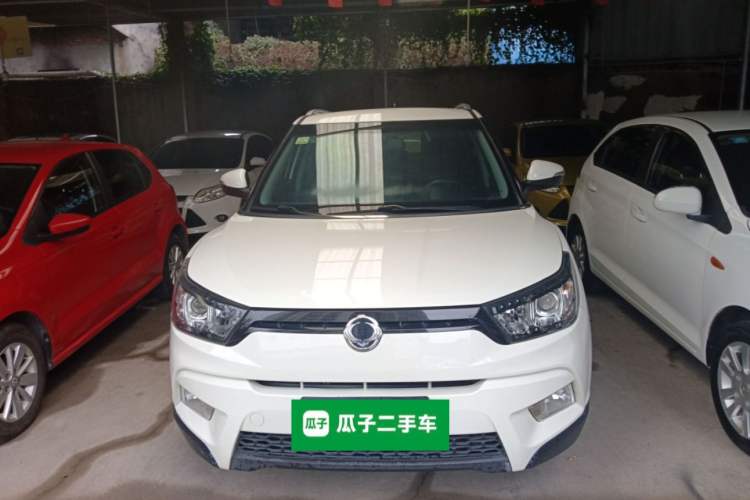 Used SsangYong Tivolan 2015 1.6L Automatic Two-Wheel Drive Zhi Chun Edition
