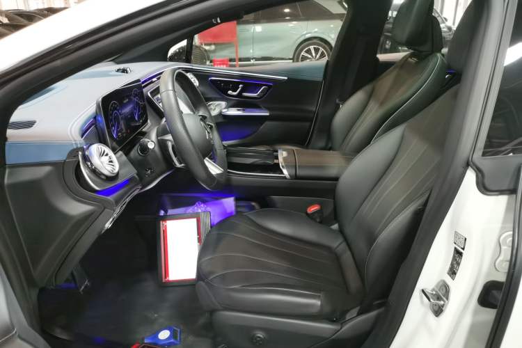 Used Mercedes-Benz EQE 2022 350 Luxury Edition
